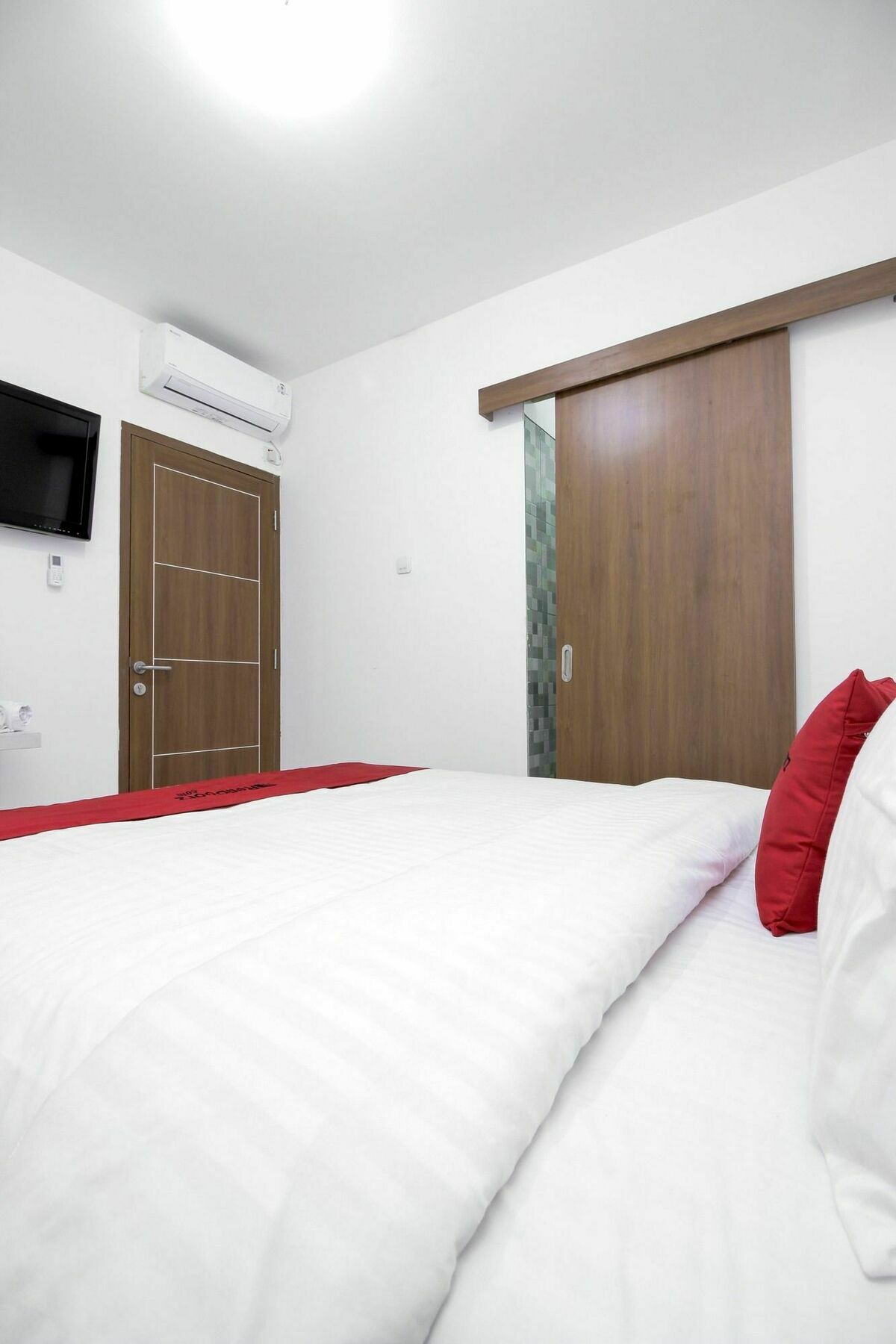 Super Oyo 90422 Mall Of Indonesia Τζακάρτα Εξωτερικό φωτογραφία